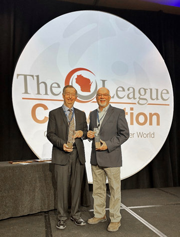 Paul-with-Award-1.jpg Paul-with-Award-1.jpg
