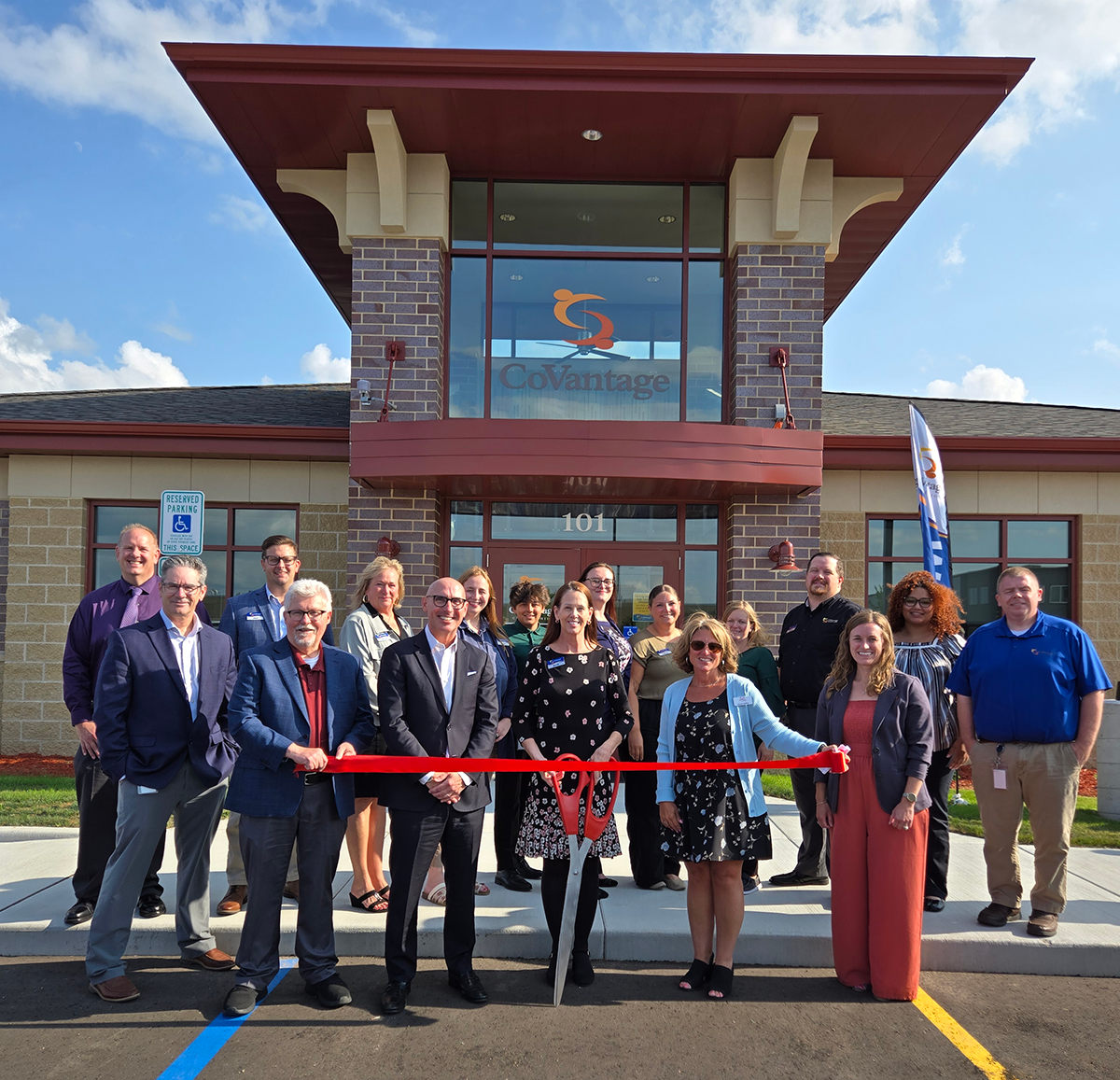 Kaukauna-Grand-Opening-Ribbon-Cutting-1.png